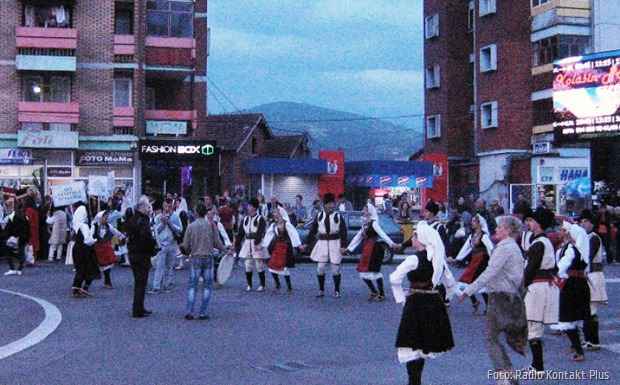 Kosovska Mitrovica, Kraljevo, Folklor
