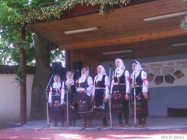 KC Ribnica zenska pevacka grupa