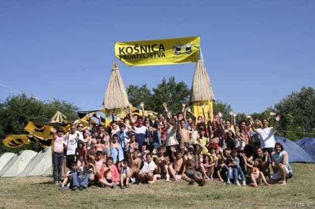 Košnica prijateljstva Košnica prijateljstva