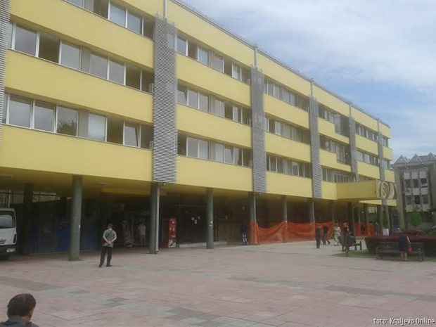 zgrada opštine 09.07.2015 zgrada opštine 09.07.2015