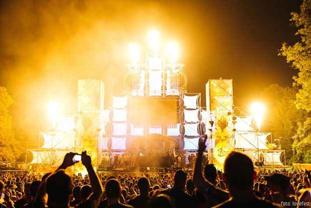 Lovefest 2014 lf1