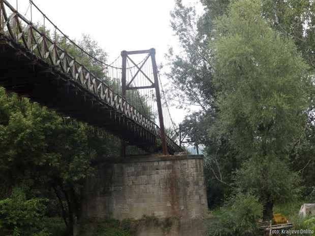 Viseći most u Sirči