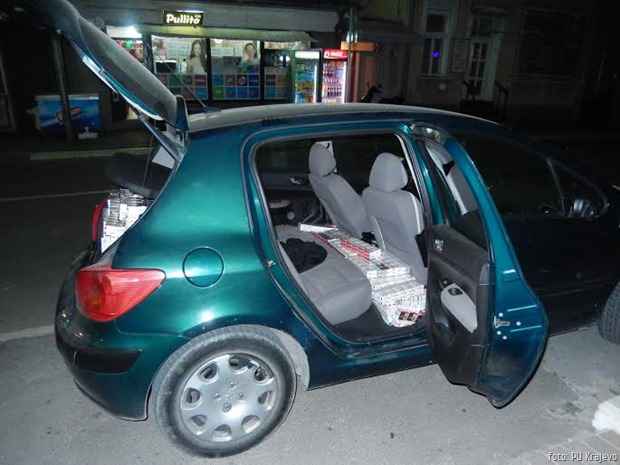 Cigarete zaplena automobil 03.09.2015.