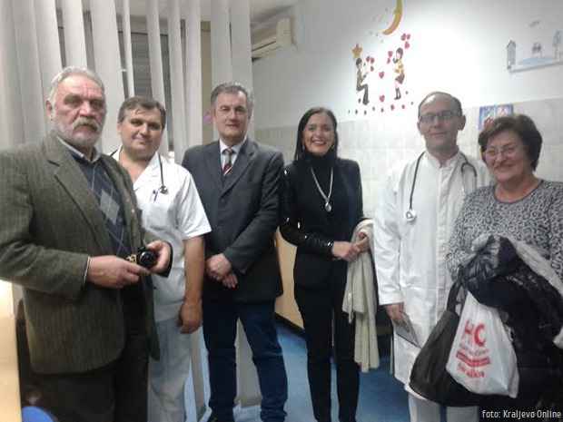 Rotary donacija pedijatriji 291215