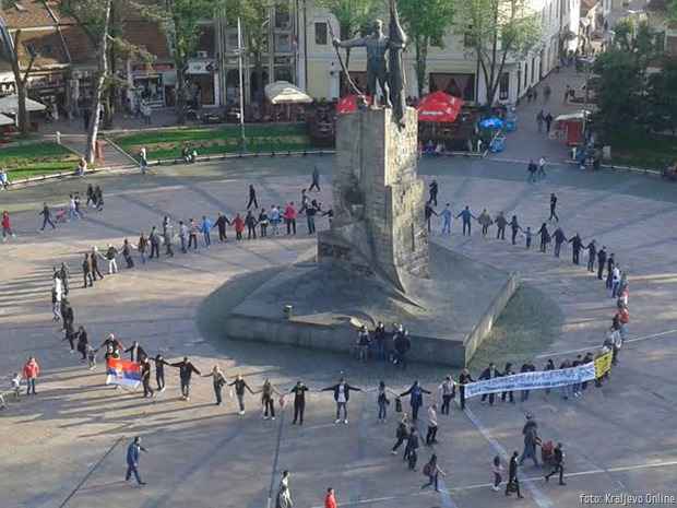 Lokalni front KV nepokoreni grad 1