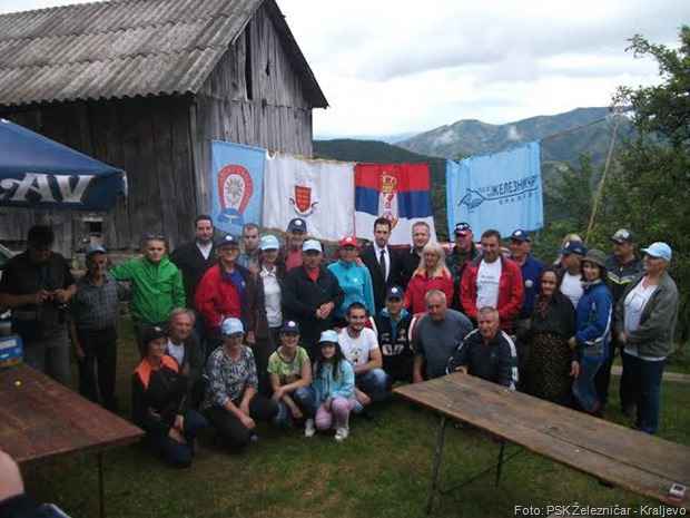 Kroz niz zabavno-rekreativnih i sportskih aktivnosti cilj je pokušati revitalizaciju ovog kraja. Učešće u manifestaciji uzeli su i ljudi poreklom iz ovog kraja, zatim gosti iz Beograda i drugih delova Srbije kao i jedan naš sunarodnik i državljanin SAD-a , gde živi više od 50 godina. Kao i prošle godine centralni deo manifestacije je planinarska akcija u organizaciji&nbsp; PSK „ Železničar“, na jednoj od obeleženih i signalizacijom označenih planinarskih staza na ovoim predelima. Planinarilo se na stazi Bresnik- Gusarica 1539m ( jedan od vrhova Čemerna)- Bresnik , u dužini od 18 kilometara, sa visinskom razlikom od 770 metara. U akciji je učešće uzelo 105 planinara.