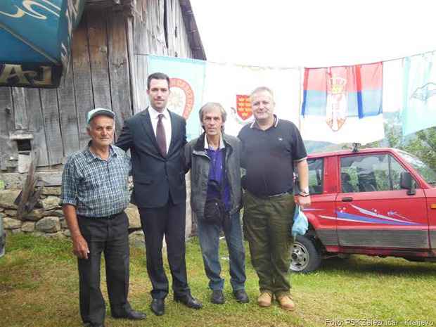 Kroz niz zabavno-rekreativnih i sportskih aktivnosti cilj je pokušati revitalizaciju ovog kraja. Učešće u manifestaciji uzeli su i ljudi poreklom iz ovog kraja, zatim gosti iz Beograda i drugih delova Srbije kao i jedan naš sunarodnik i državljanin SAD-a , gde živi više od 50 godina. Kao i prošle godine centralni deo manifestacije je planinarska akcija u organizaciji&nbsp; PSK „ Železničar“, na jednoj od obeleženih i signalizacijom označenih planinarskih staza na ovoim predelima. Planinarilo se na stazi Bresnik- Gusarica 1539m ( jedan od vrhova Čemerna)- Bresnik , u dužini od 18 kilometara, sa visinskom razlikom od 770 metara. U akciji je učešće uzelo 105 planinara.