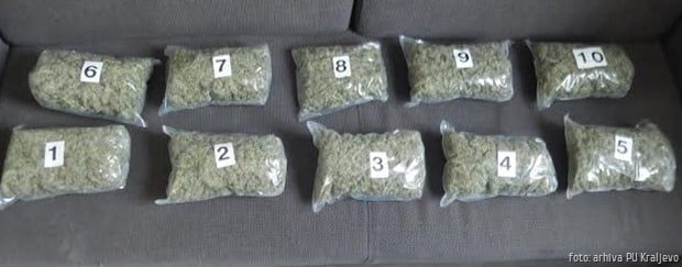 Marihuana autobus Jarinje 03042016