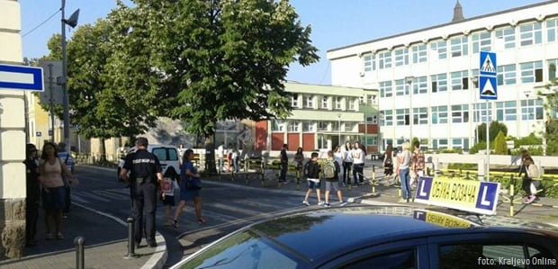O&Scaron; IV Kraljevački bataljon 01.09.2015 raskrsnica