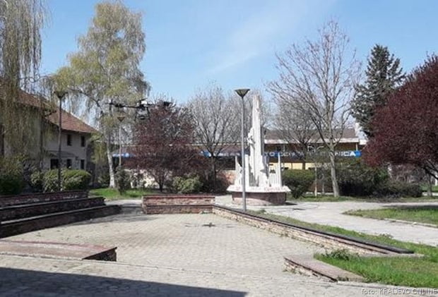 Ribnica Dom kulture 100402020