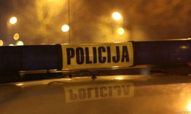 Policija noć vozilo