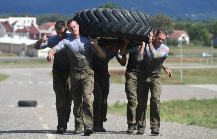 Međunarodno takmičenje jedinica vojne policije završeno je danas pobedom ekipe Vojske Srbije u ukupnom plasmanu sa 2.248 bodova, ispred tima Oružanih snaga Ruske Federacije koji je osvojio 2.103 boda i Oružanih snaga Republike Kazahstan sa 1.783 poena.