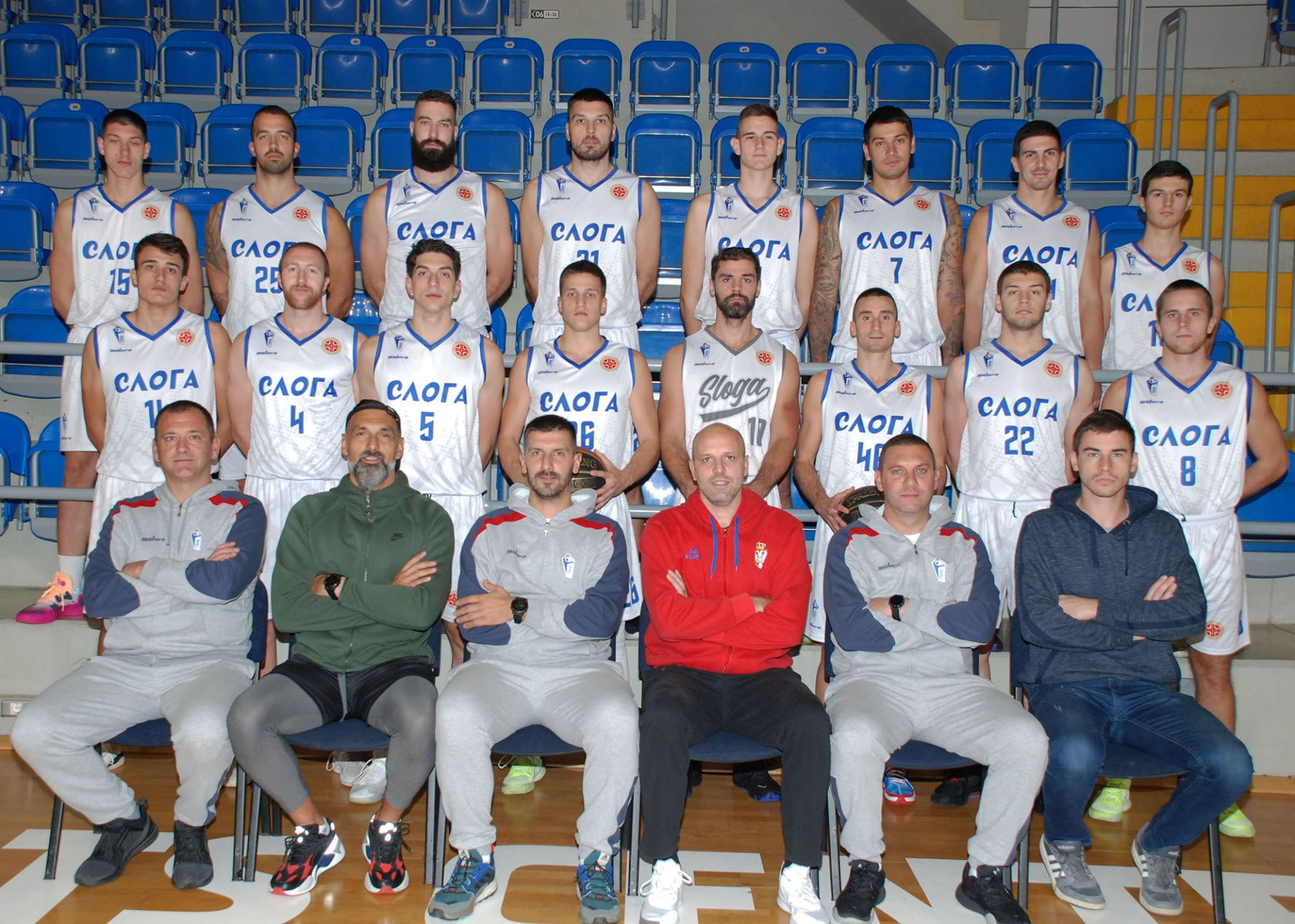 Košarkaši kraljevačke Sloge će nakon jednomesečne pauze, u subotu 7. maja, odigrati prvu utakmicu 1/4 finala Playoffa AdmiralBet Košarkaške lige Srbije za sezonu 2021/22.